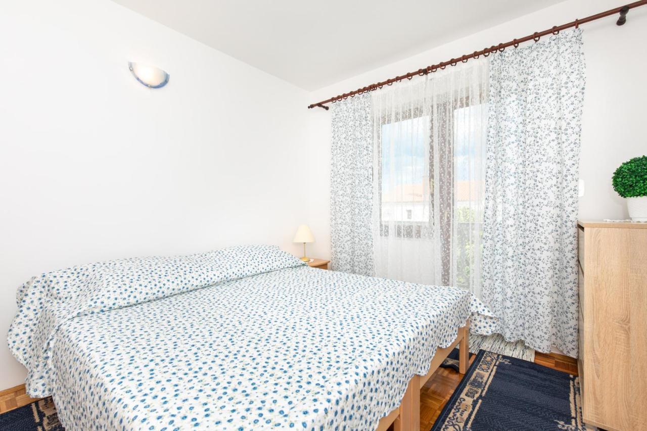 Apartment Drago *Cosy & Close To The Beach! Krk Town Exterior foto