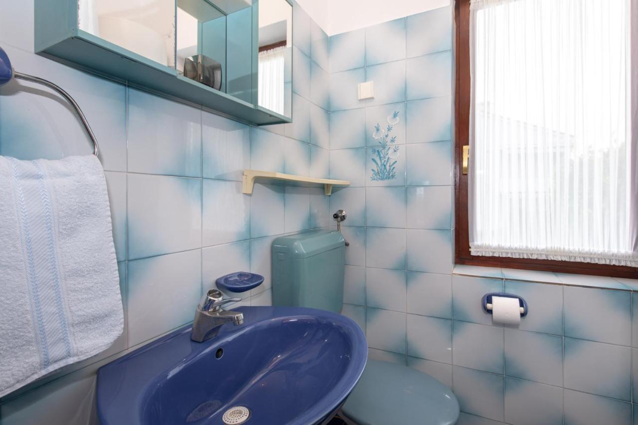 Apartment Drago *Cosy & Close To The Beach! Krk Town Exterior foto