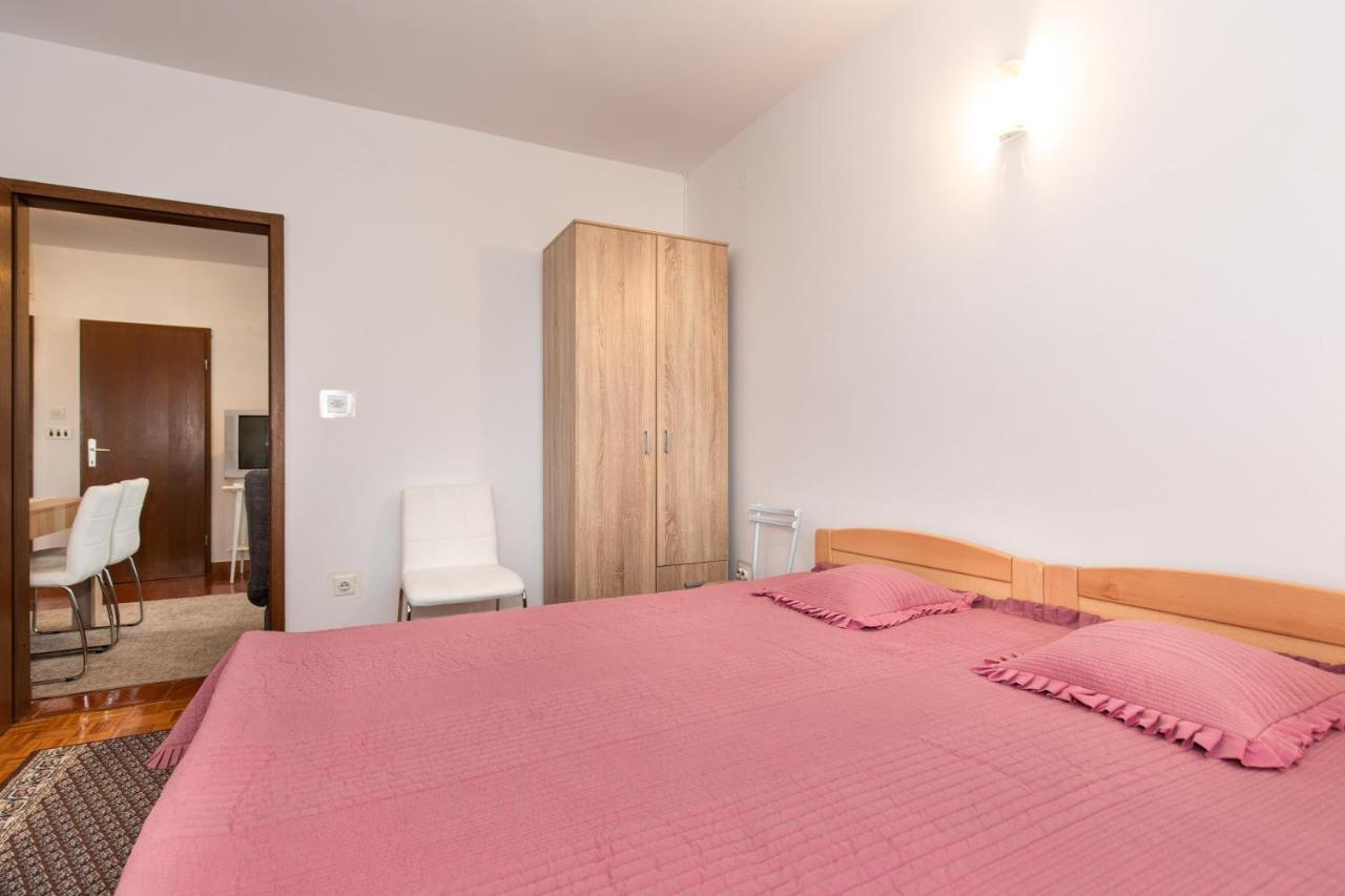 Apartment Drago *Cosy & Close To The Beach! Krk Town Exterior foto