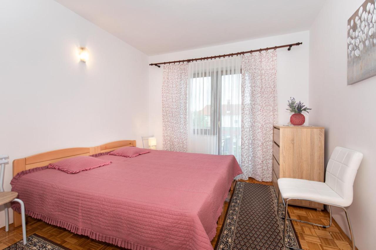 Apartment Drago *Cosy & Close To The Beach! Krk Town Exterior foto